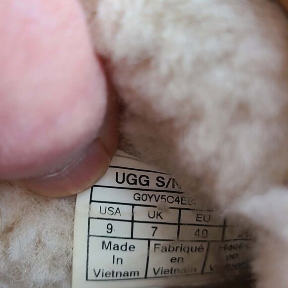 UGG Classic Weather Hiker Chestnut Suede Off White Shearling size 9 - Picture 7 of 13